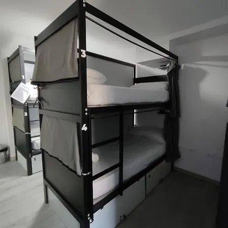 Hostel Be Happy Nerja