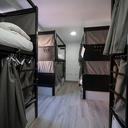 Be Happy - En El Centro De بيت شباب *