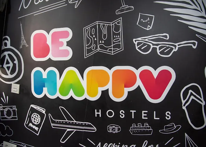 Vandrarhem Be Happy - En El Centro De Nerja